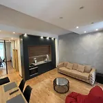 City Center Apartament, Pazari Ri