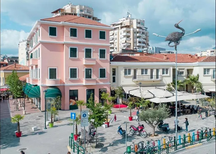 City Center Apartament, Pazari Ri
