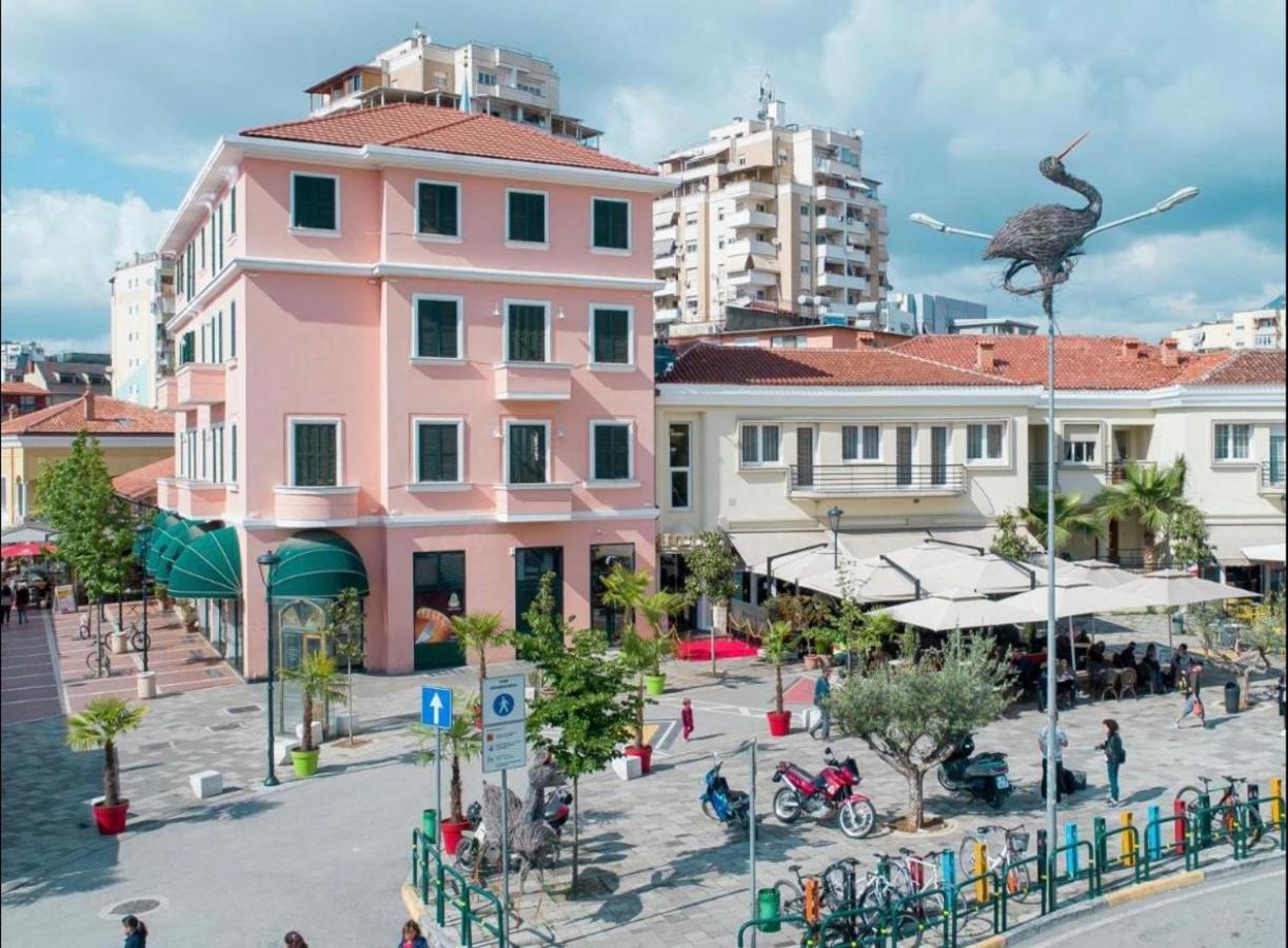 Center Apartament, Pazari Ri Apartment *